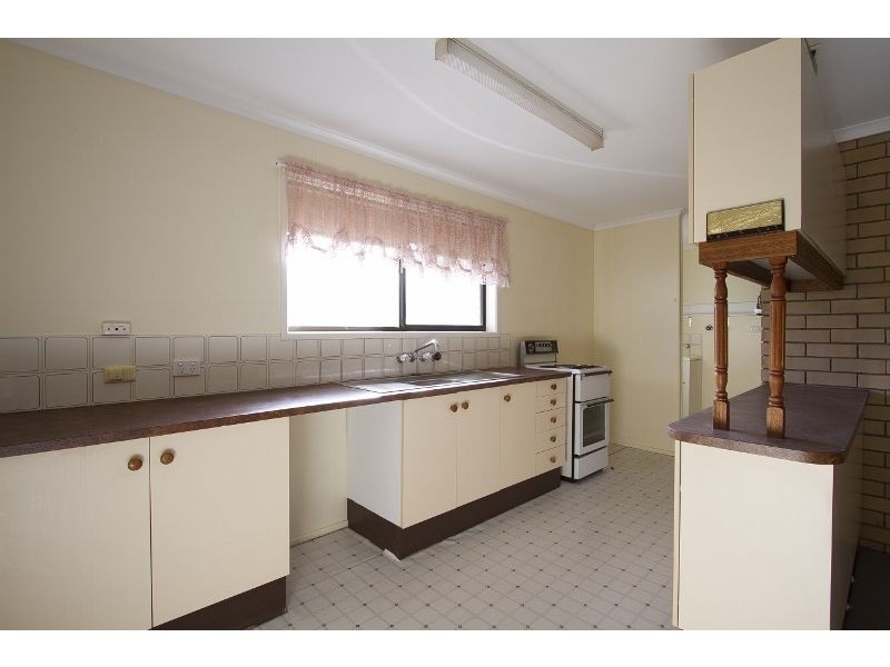 15 Gunn Street, Kearneys Spring QLD 4350