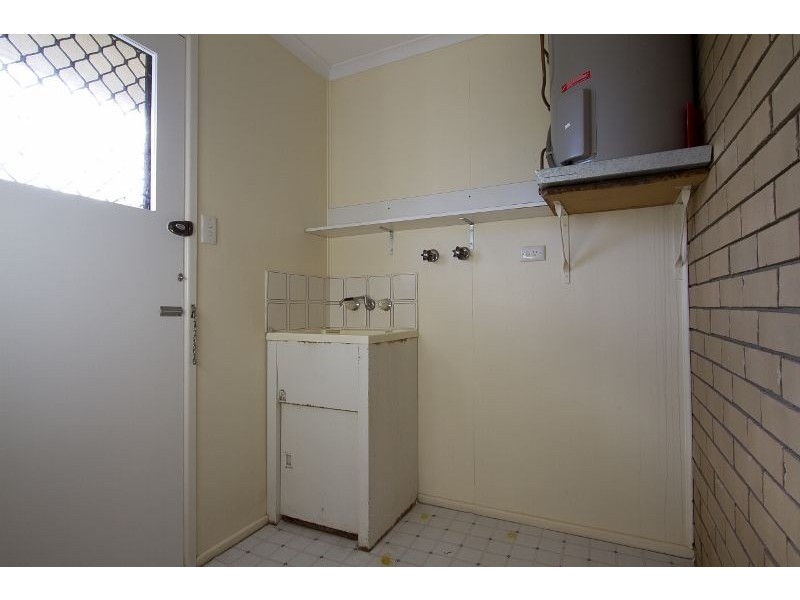 15 Gunn Street, Kearneys Spring QLD 4350