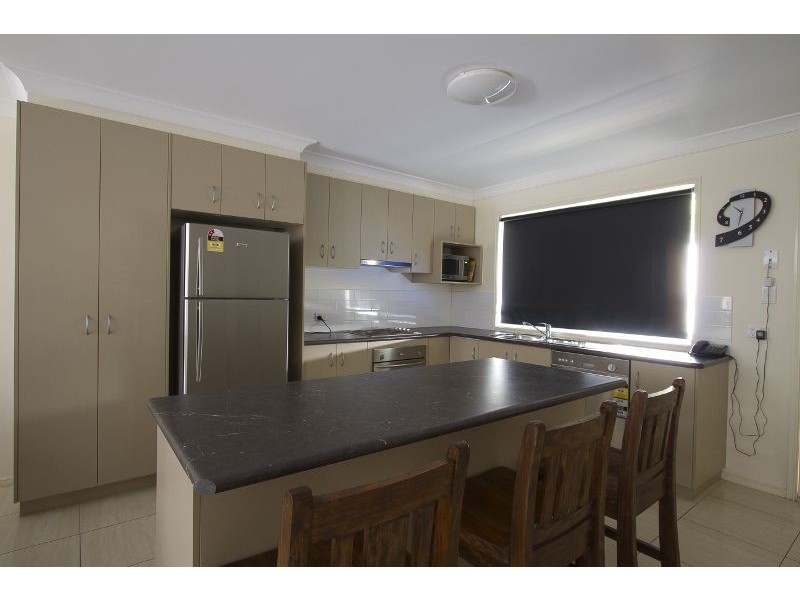 Unit 4/34  Gordon Avenue, Newtown QLD 4350
