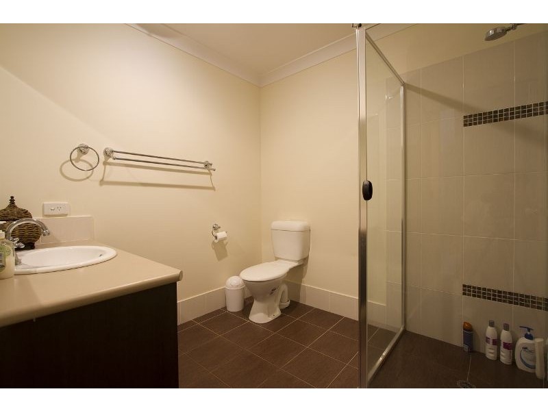 Unit 4/34  Gordon Avenue, Newtown QLD 4350