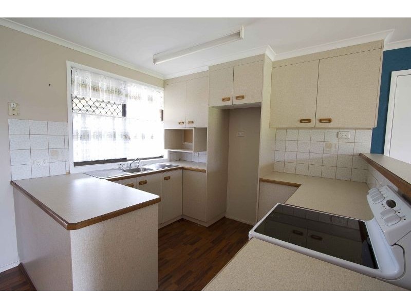 8 Bhutan Court, Newtown QLD 4350