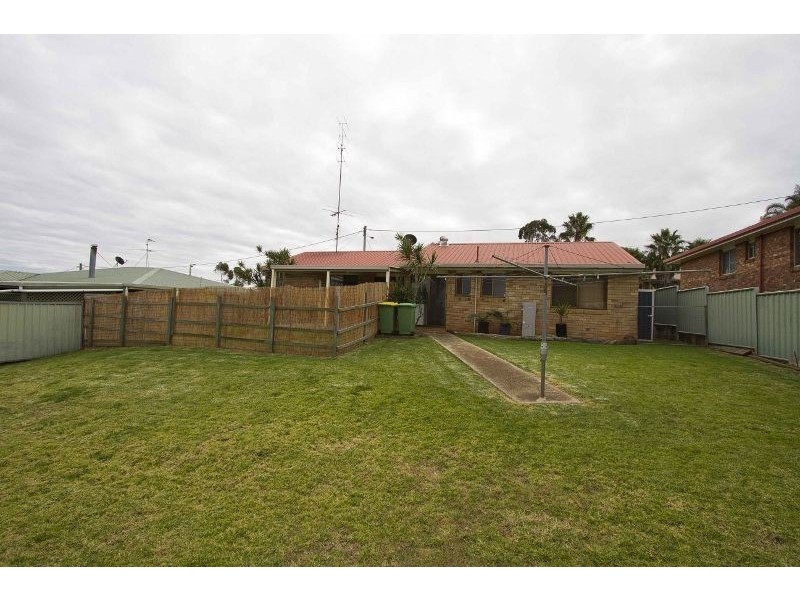 8 Bhutan Court, Newtown QLD 4350