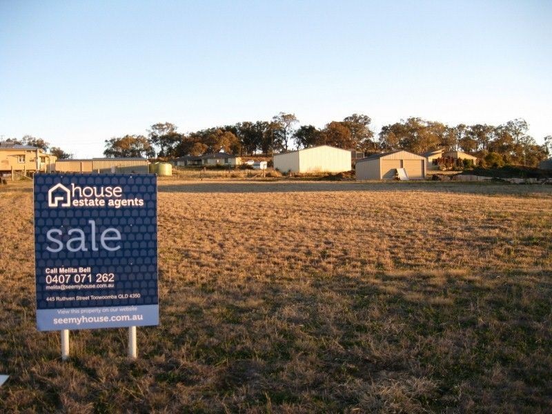 3 Petria Court, Meringandan QLD 4352