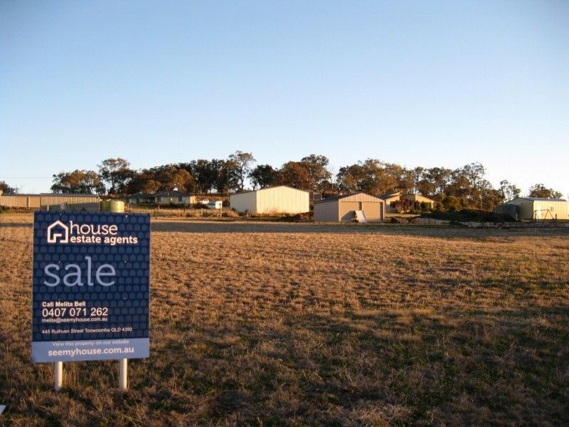 3 Petria Court, Meringandan QLD 4352