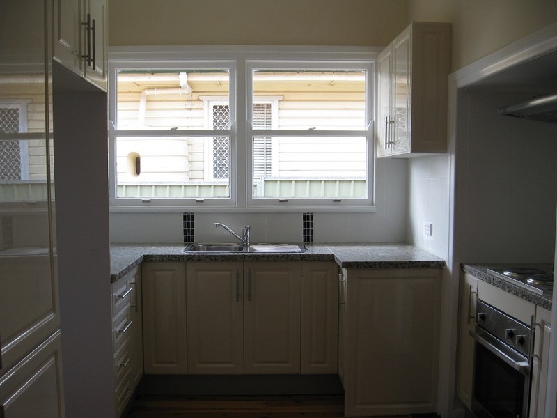 230 Bridge Street, Newtown QLD 4350