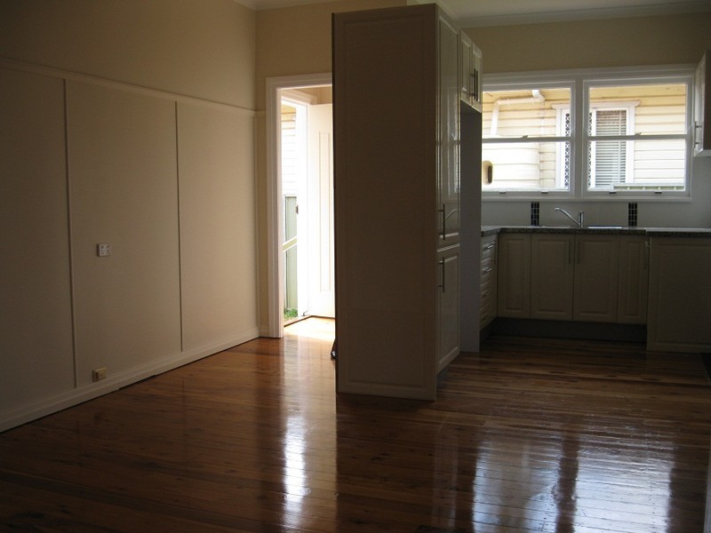 230 Bridge Street, Newtown QLD 4350