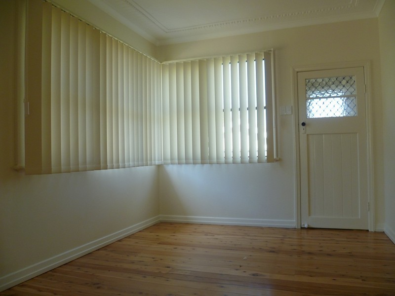 10 Rosina Street, Newtown QLD 4350