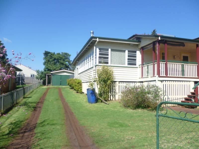 154 Campbell Street, Toowoomba QLD 4350