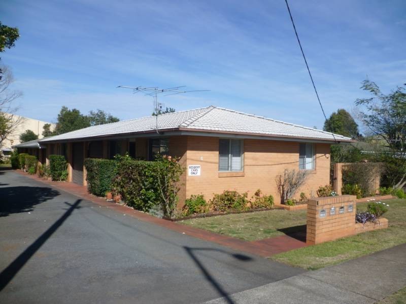 2/6 Ipswich Street, East Toowoomba QLD 4350