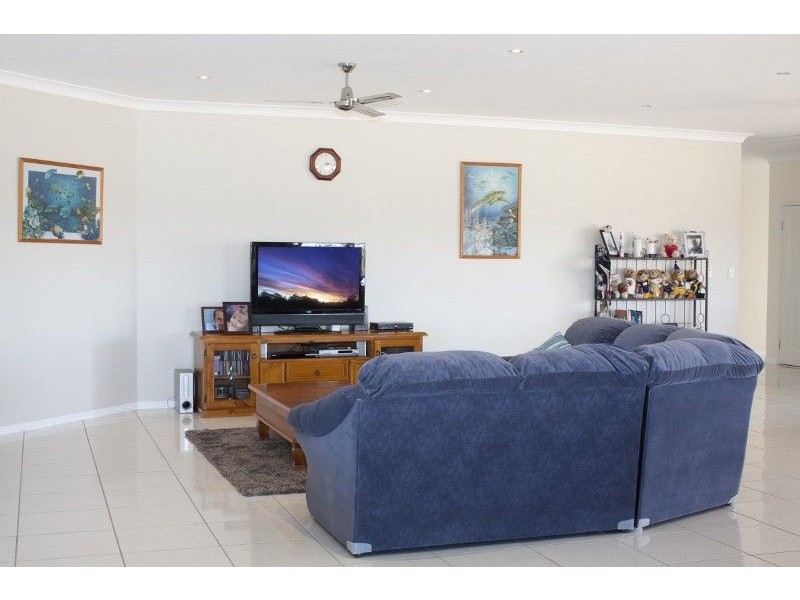 40 Peters Road, Meringandan West QLD 4352