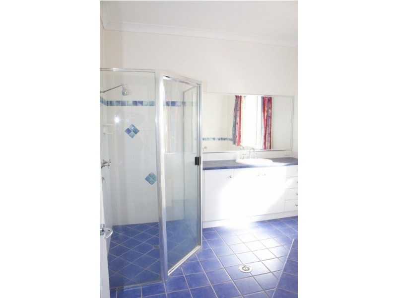 40 Peters Road, Meringandan West QLD 4352