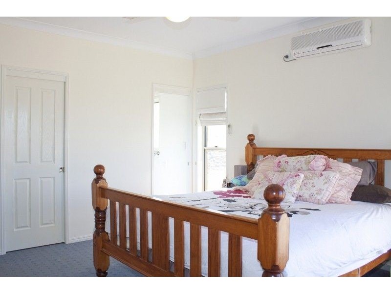 40 Peters Road, Meringandan West QLD 4352