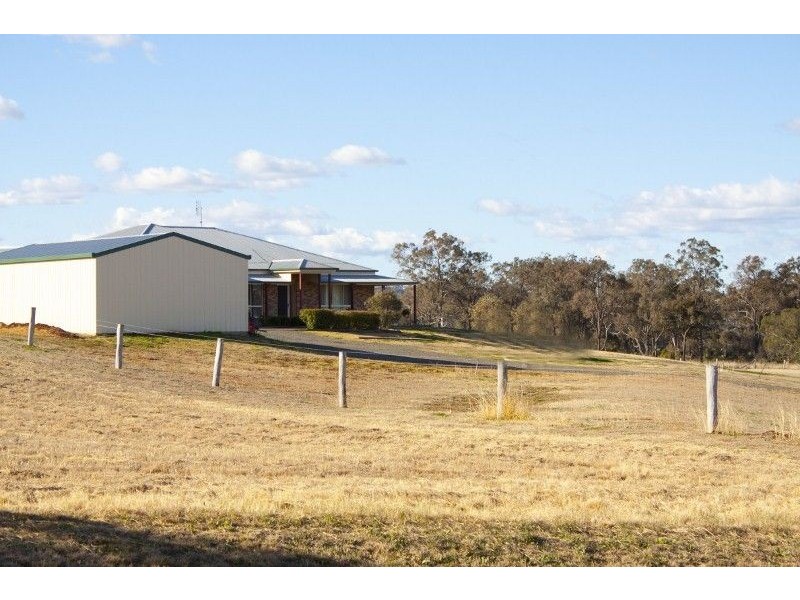 40 Peters Road, Meringandan West QLD 4352