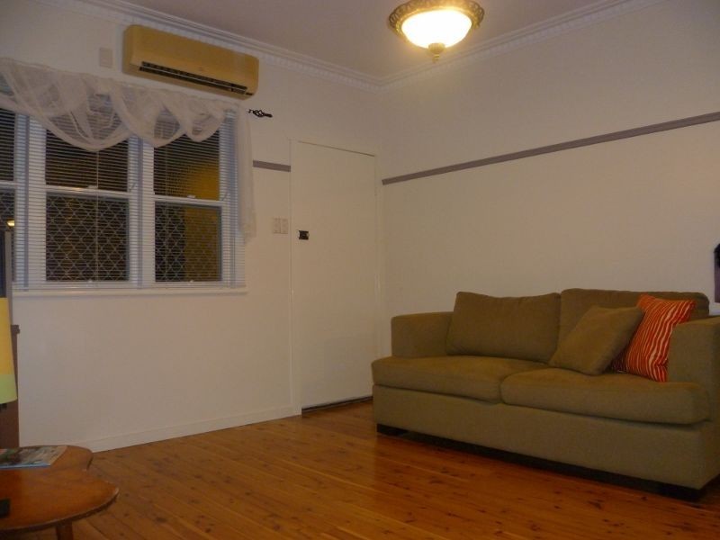 9 Long Street, Rangeville QLD 4350