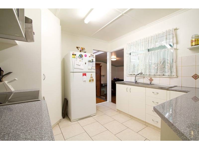 16 Sybyl Street, Harristown QLD 4350