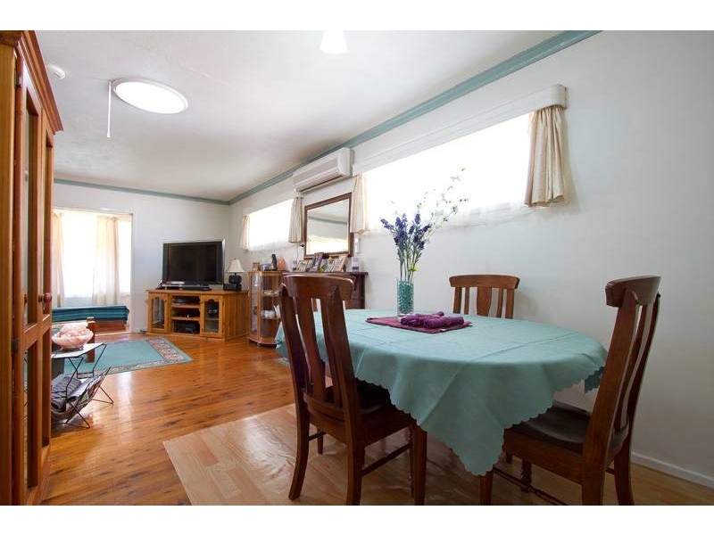 16 Sybyl Street, Harristown QLD 4350