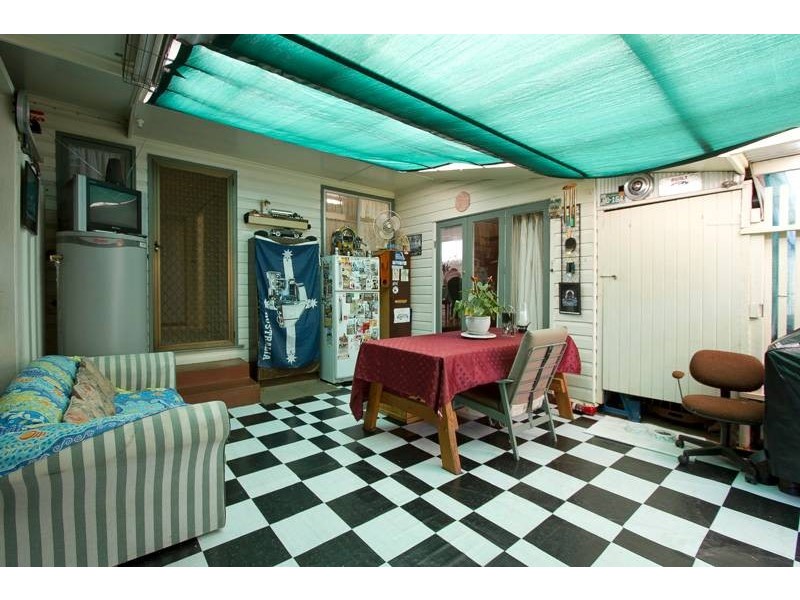 16 Sybyl Street, Harristown QLD 4350