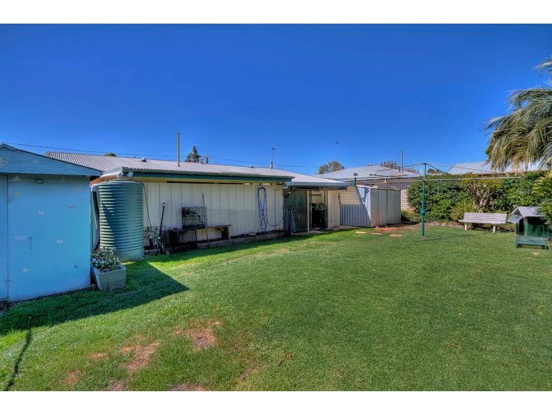 16 Sybyl Street, Harristown QLD 4350