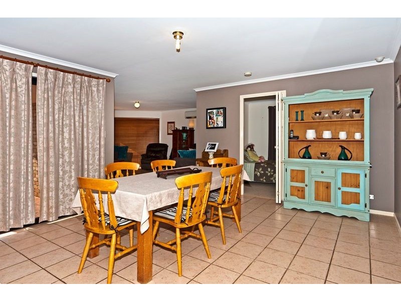 14 Chelwyn Street, Middle Ridge QLD 4350