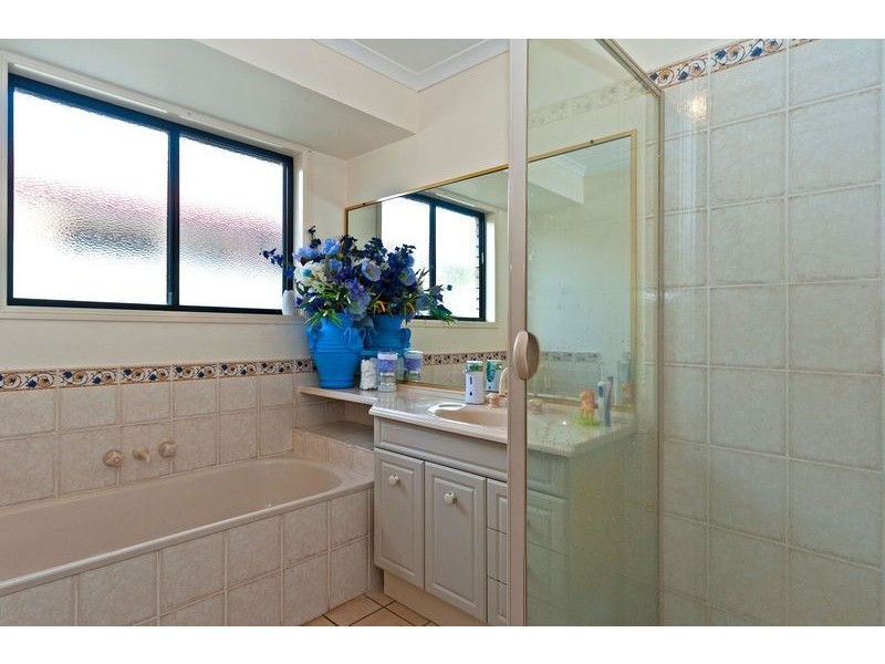 14 Chelwyn Street, Middle Ridge QLD 4350