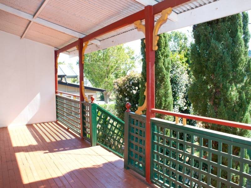 196 Perth Street, South Toowoomba QLD 4350