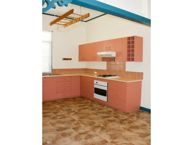 196 Perth Street, South Toowoomba QLD 4350