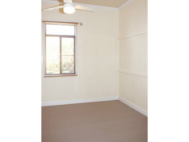 196 Perth Street, South Toowoomba QLD 4350