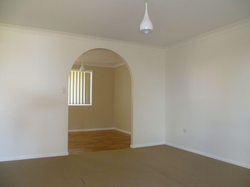 5 Bischof Street, Wilsonton QLD 4350
