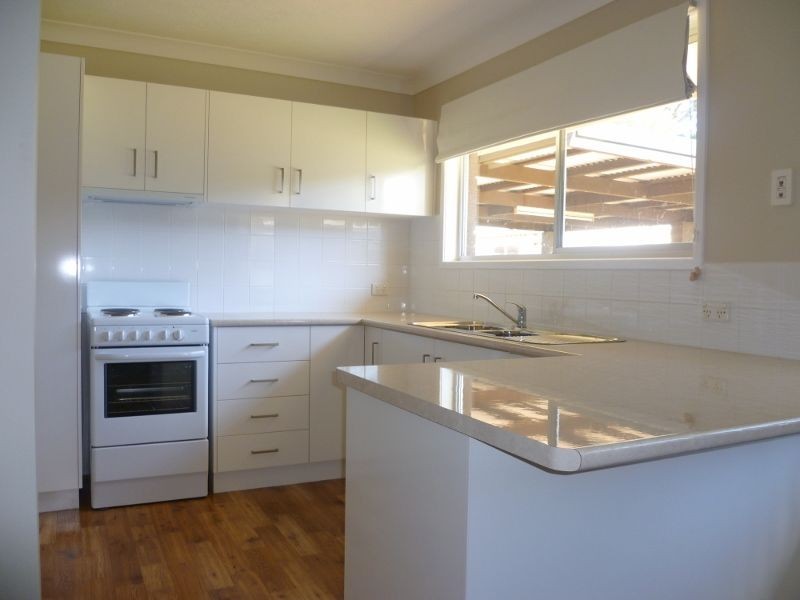 5 Bischof Street, Wilsonton QLD 4350