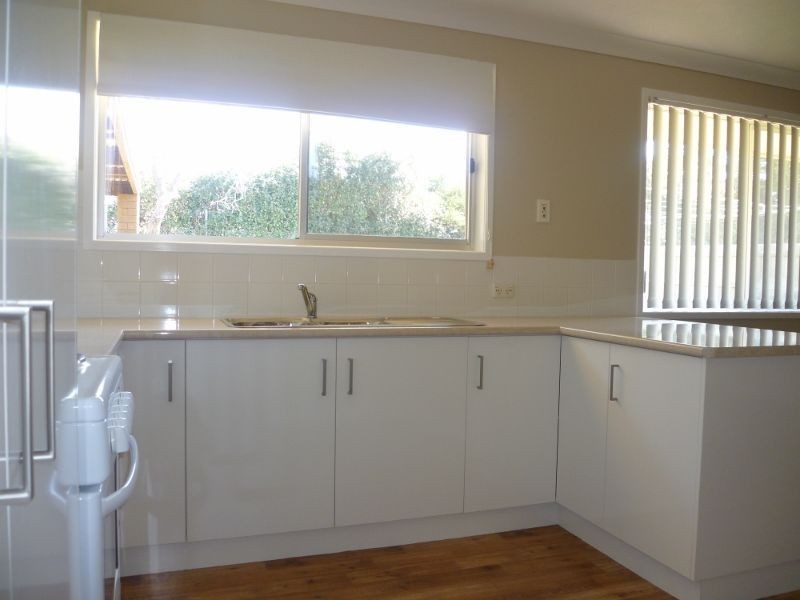 5 Bischof Street, Wilsonton QLD 4350