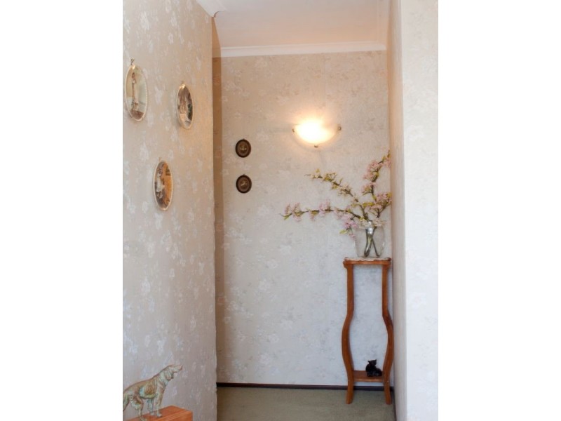 1 Wessex Street, Harristown QLD 4350