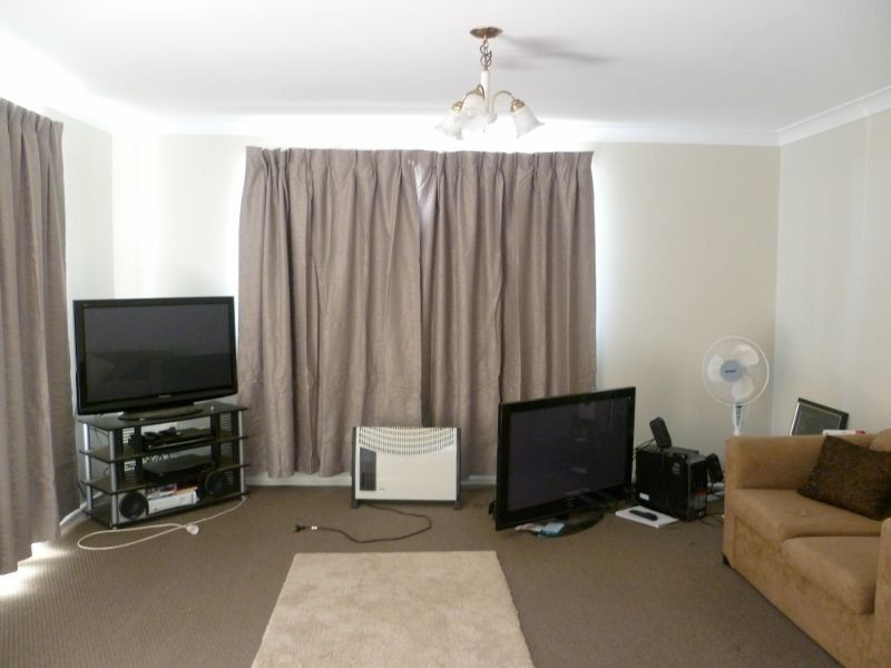 1/16 Horrocks Crescent, Kearneys Spring QLD 4350