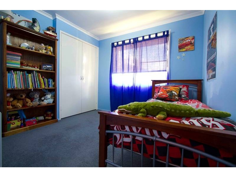 6 Candlebark Court, Glenvale QLD 4350