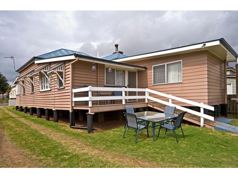 43 Grenier Street, Toowoomba City QLD 4350
