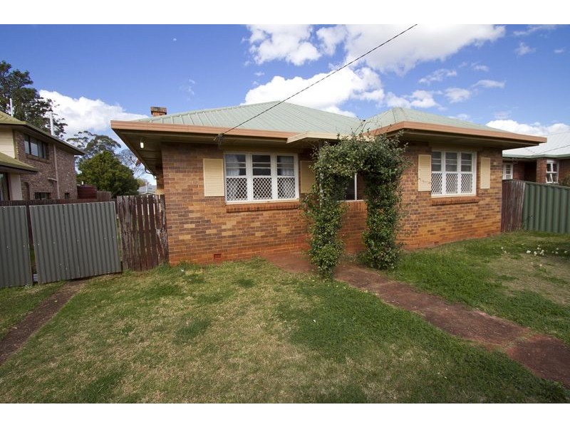 36 Justin Street, Harristown QLD 4350