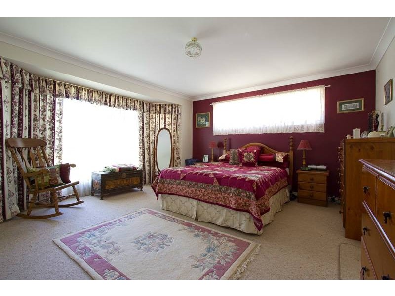 31 Lake Drive, Meringandan QLD 4352