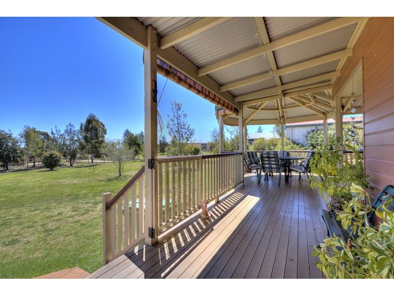 31 Lake Drive, Meringandan QLD 4352