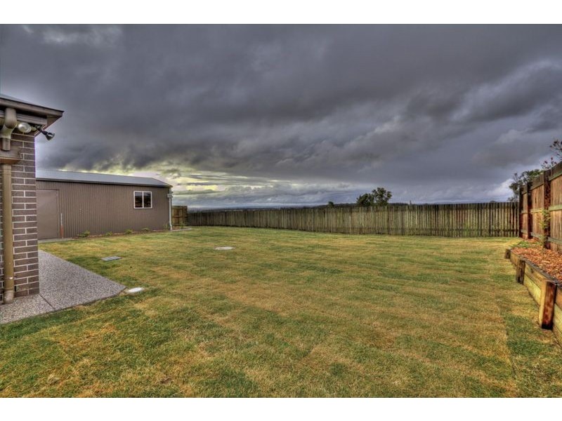 40 Honeyeater Drive, Highfields QLD 4352