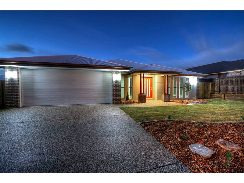 40 Honeyeater Drive, Highfields QLD 4352