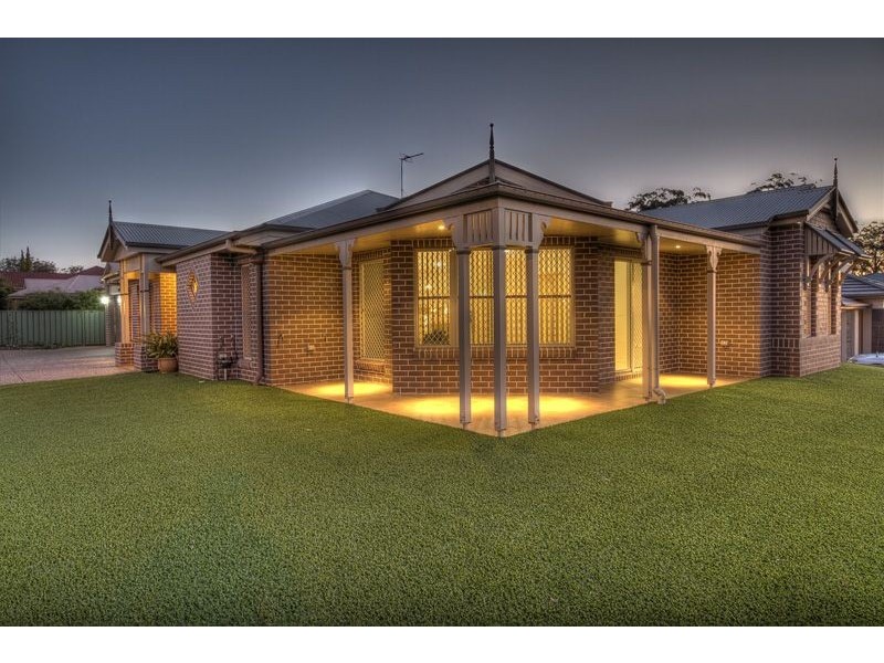 385 Mackenzie Street, Middle Ridge QLD 4350