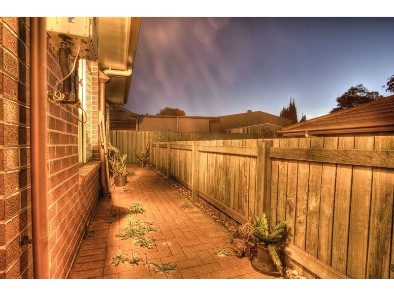 385 Mackenzie Street, Middle Ridge QLD 4350