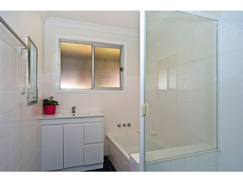 5 Bischof Street, Wilsonton QLD 4350