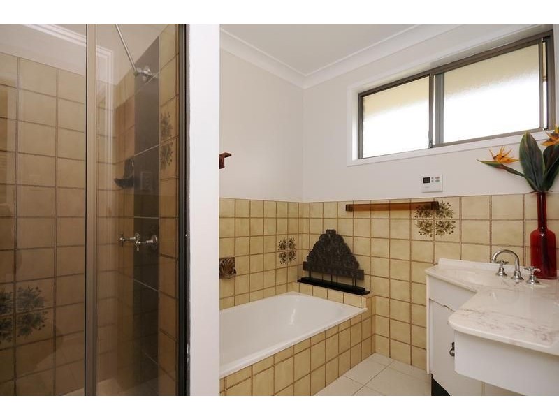 59 Arabian Street, Harristown QLD 4350