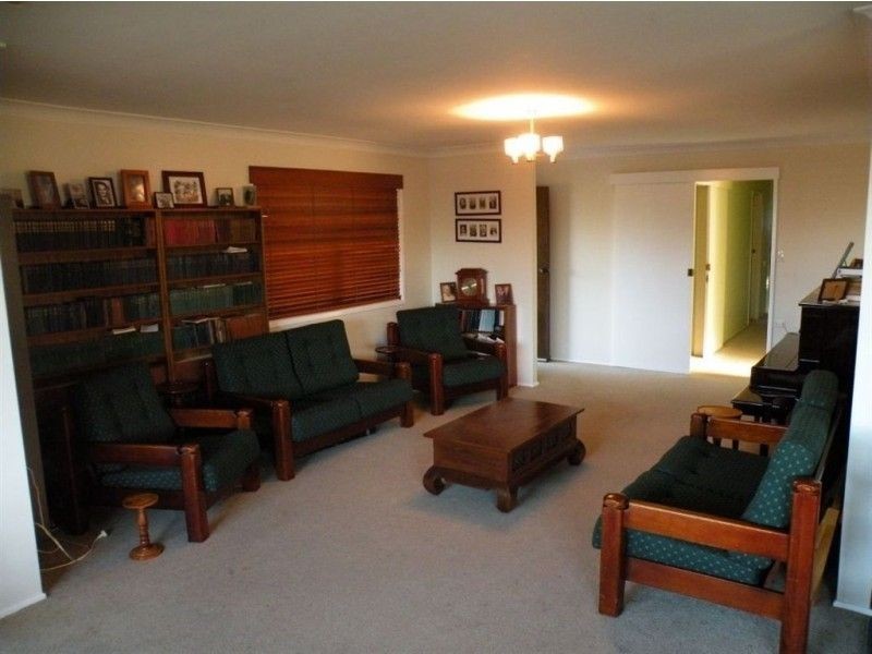 101 Ramsay Street, Centenary Heights QLD 4350