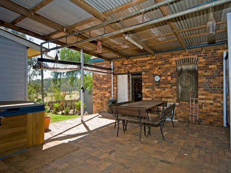 129 Evans Road, Highfields QLD 4352