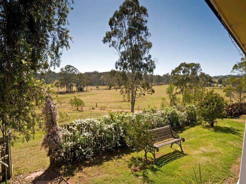 129 Evans Road, Highfields QLD 4352