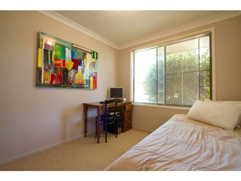 10 Smythe Street, Kearneys Spring QLD 4350