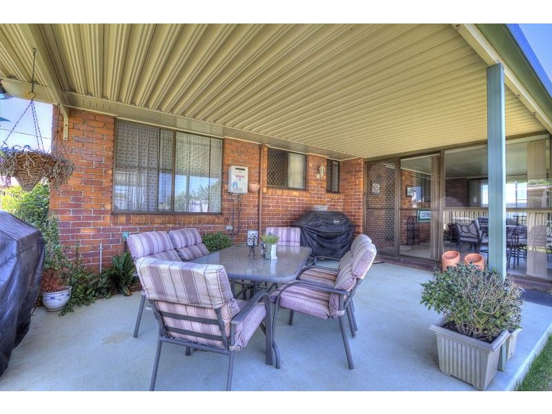 10 Smythe Street, Kearneys Spring QLD 4350