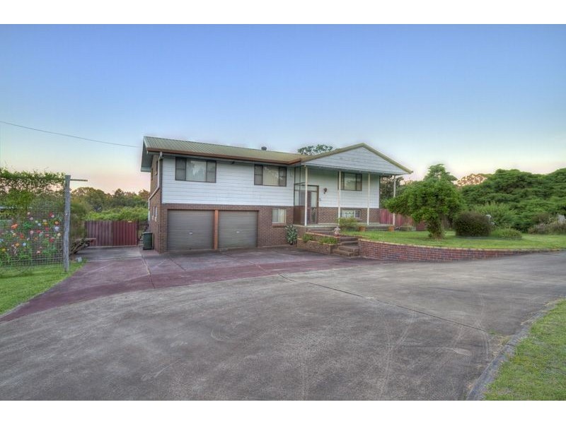 15 Panorama Dr, Glenvale QLD 4350