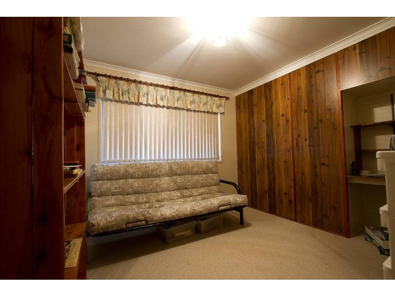 15 Panorama Dr, Glenvale QLD 4350